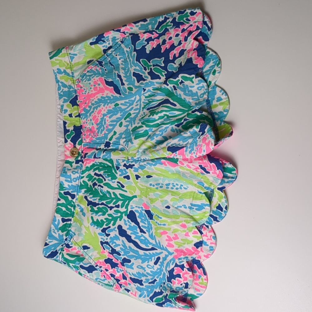 Lilly Pulitzer Buttercup Shorts Coral Print Size 0